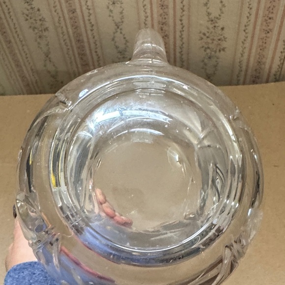 VINTAGE RCR Italian Crystal Leaf Pattern Pitcher 40oz with Lauras leaves - Picture 6 of 7